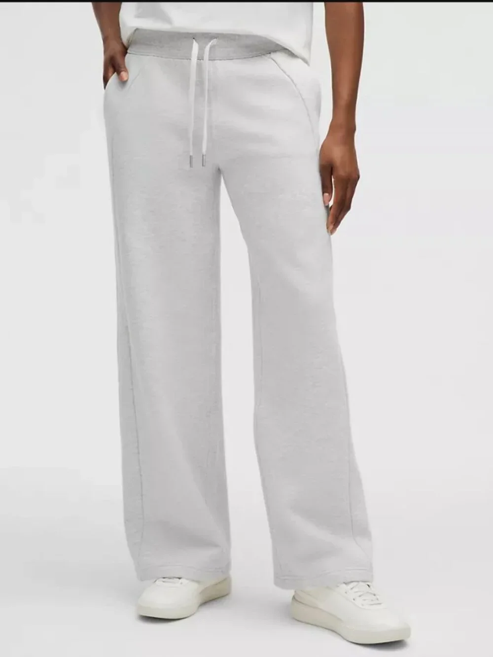 Lululemon Scuba Mid-Rise Wide-Leg Pant *Short Heathered Grey Size S-NWT